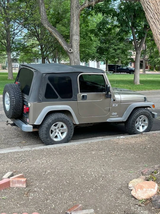 2005 Jeep TJ Wrangler - Image 2 of 4