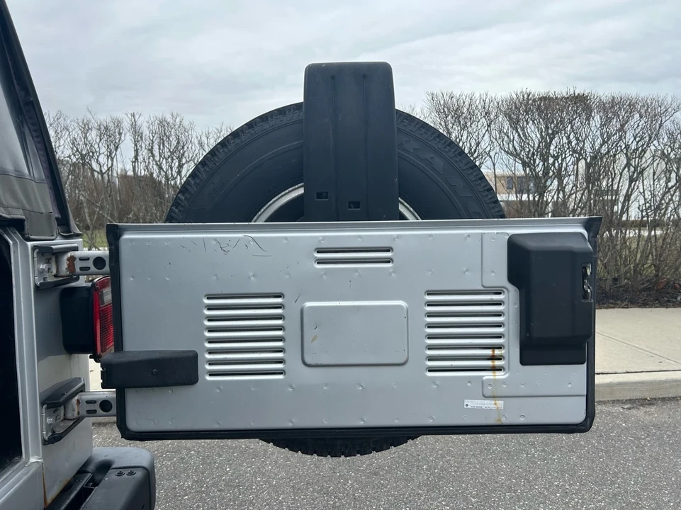 2005 Jeep TJ Wrangler - Image 15 of 21