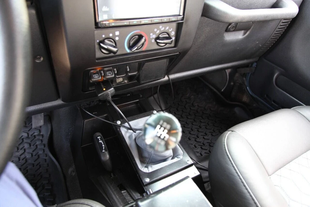 2005 Jeep TJ Wrangler - Image 10 of 21