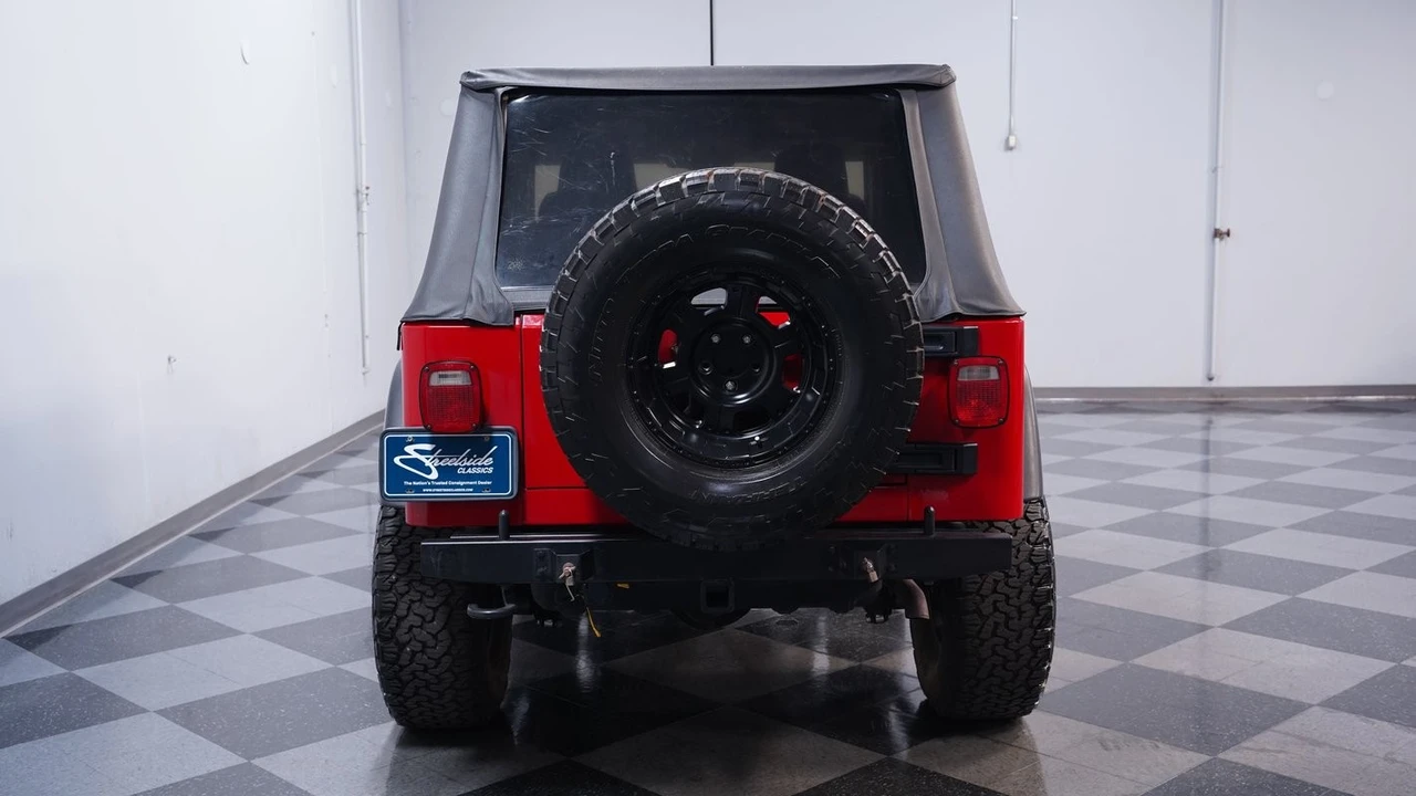 2005 Jeep TJ Wrangler - Image 9 of 12