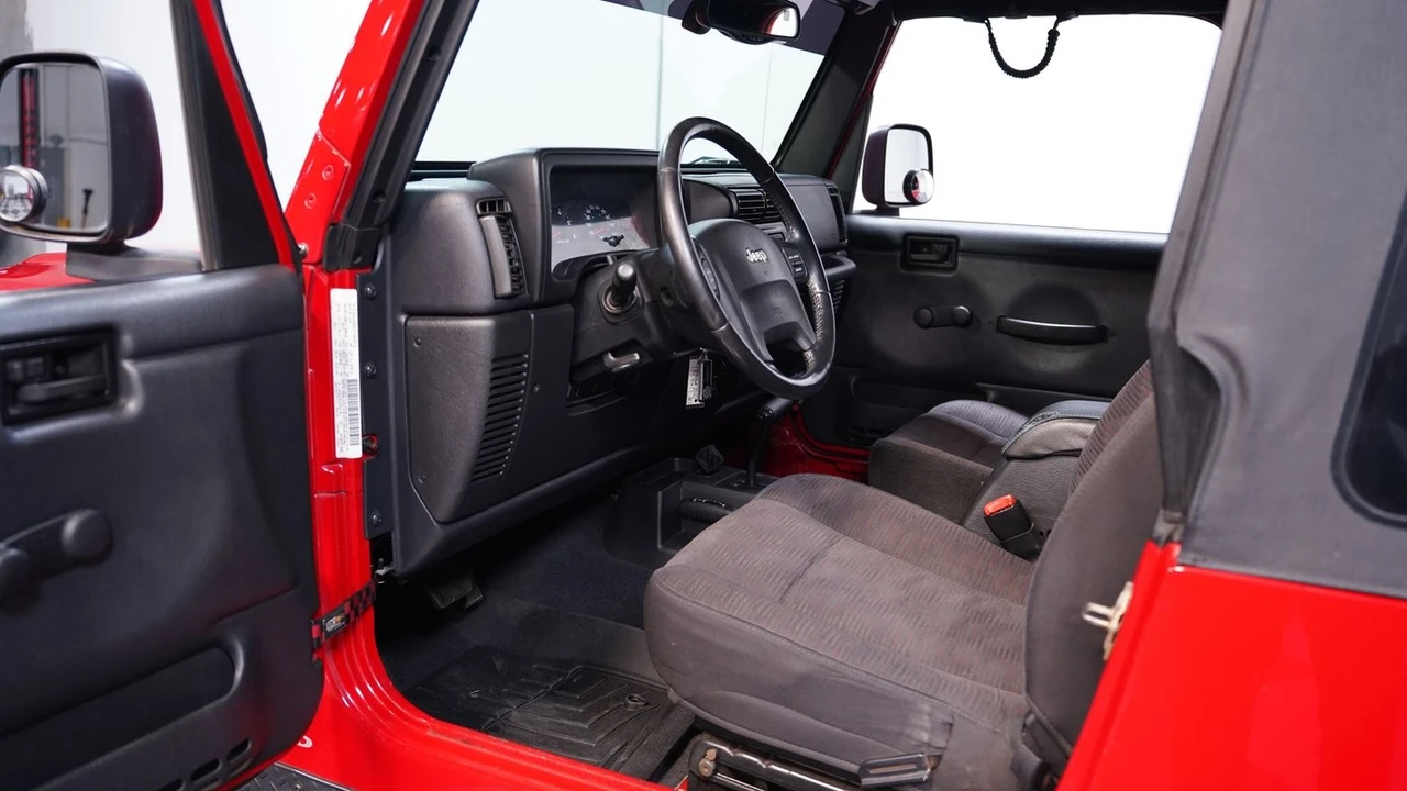 2005 Jeep TJ Wrangler - Image 4 of 12