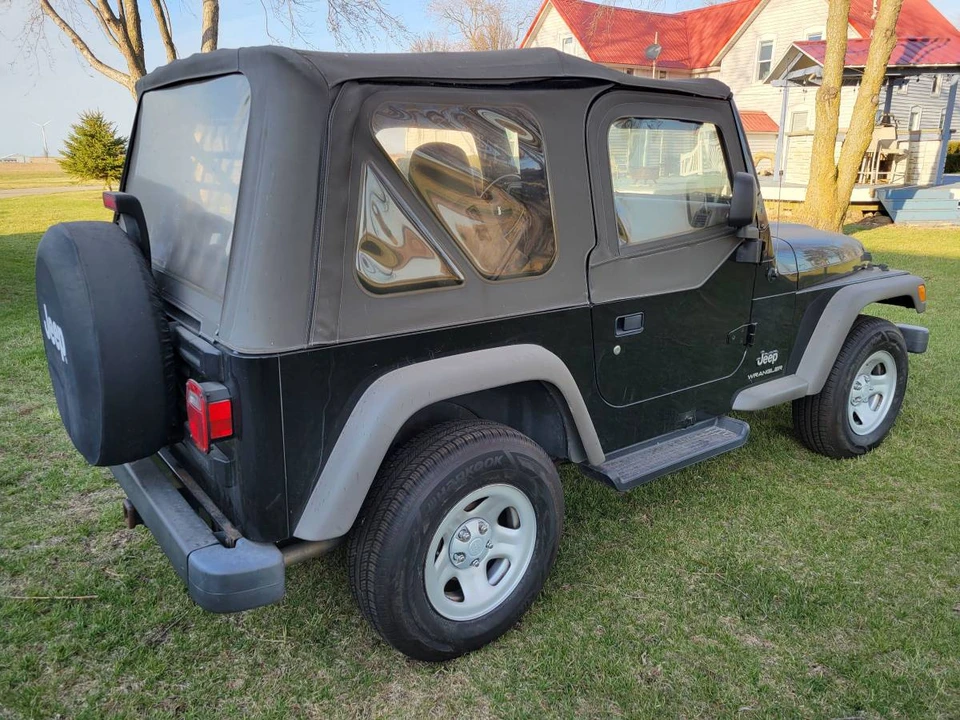 2005 Jeep TJ Wrangler - Image 3 of 12
