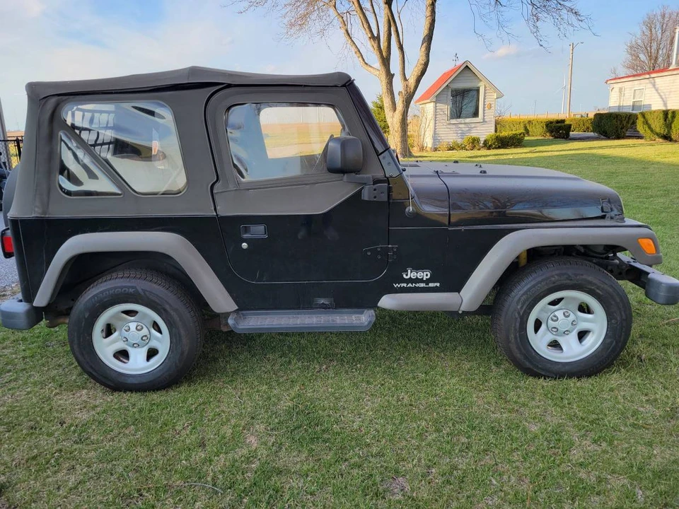 2005 Jeep TJ Wrangler - Image 2 of 12