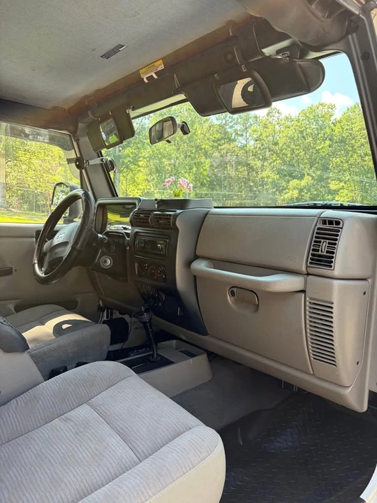 2005 Jeep TJ Wrangler - Image 14 of 16