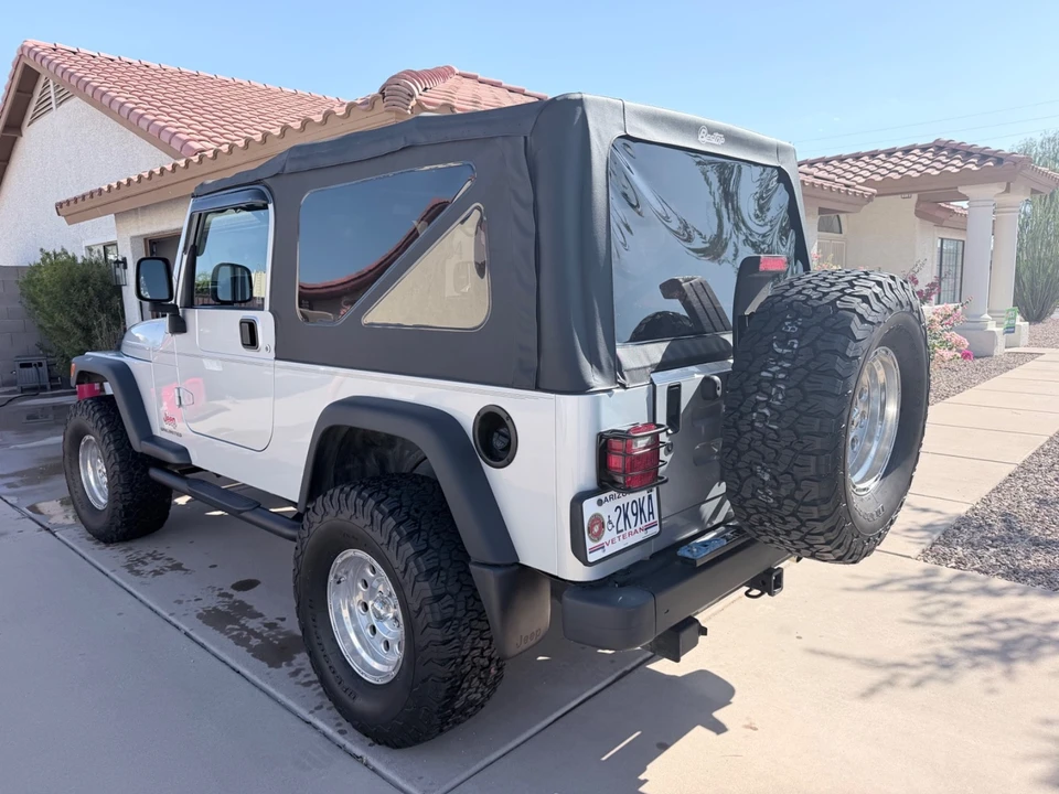 2005 Jeep TJ Wrangler - Image 10 of 13