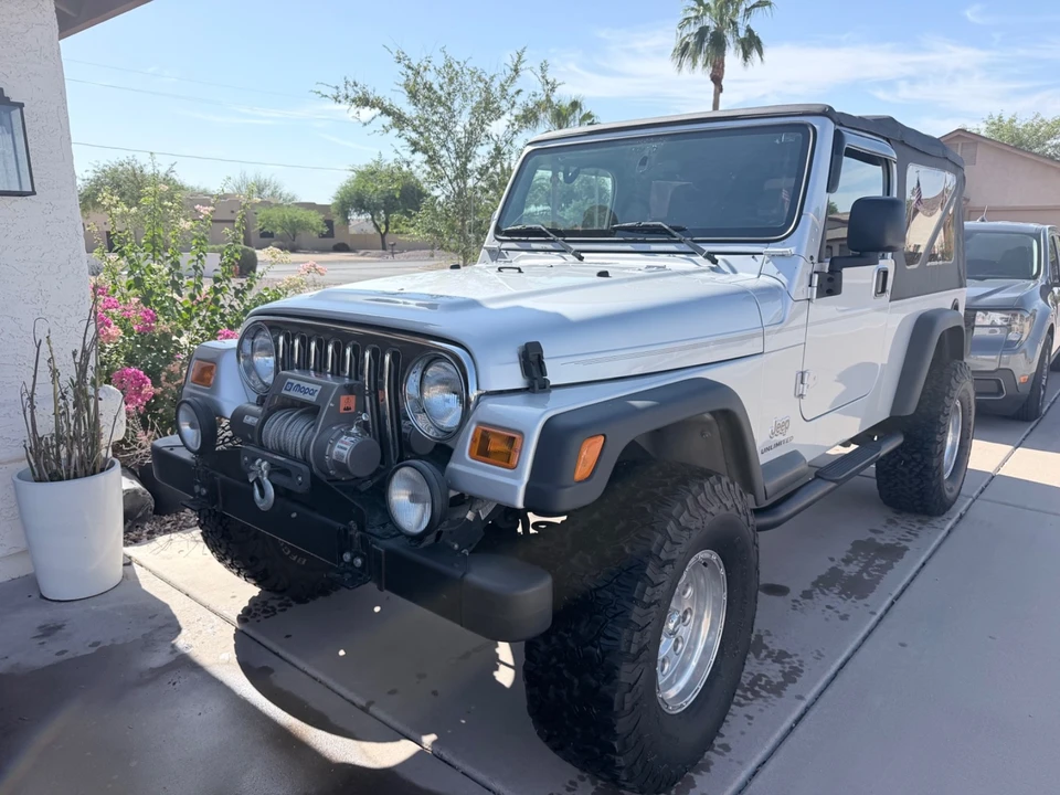 2005 Jeep TJ Wrangler - Image 12 of 13