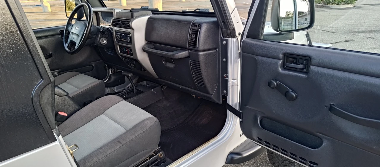 2005 Jeep TJ Wrangler - Image 13 of 29