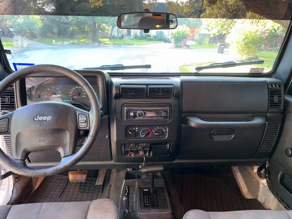 2005 Jeep TJ Wrangler - Image 11 of 31