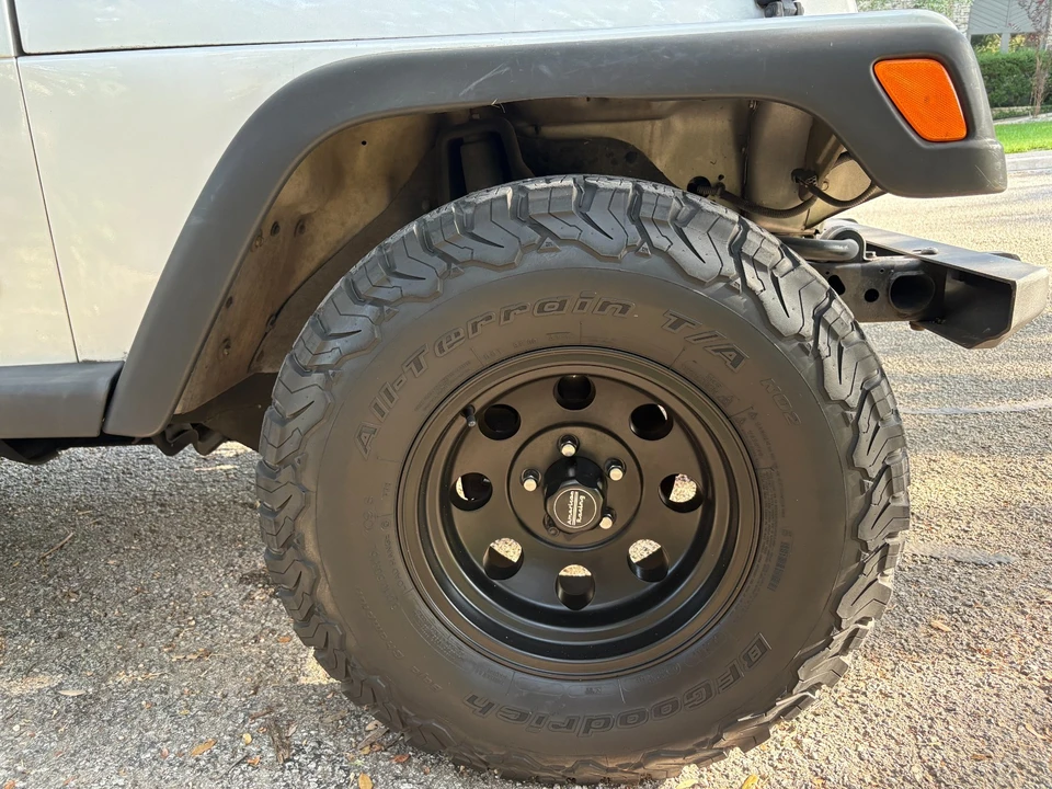2005 Jeep TJ Wrangler - Image 9 of 31