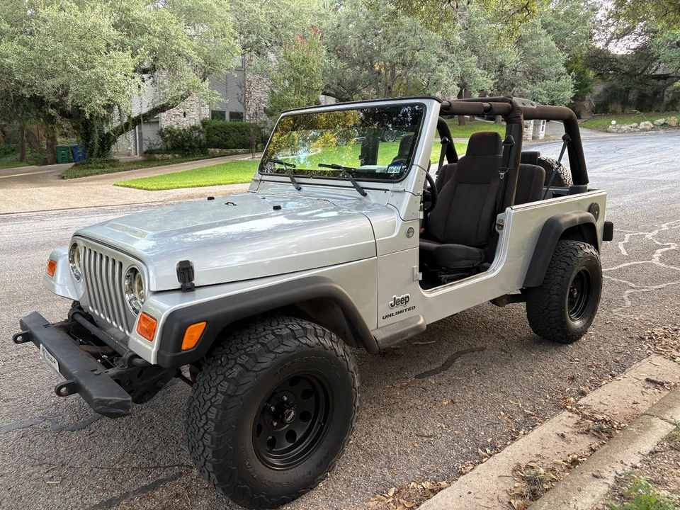2005 Jeep TJ Wrangler - Image 21 of 31