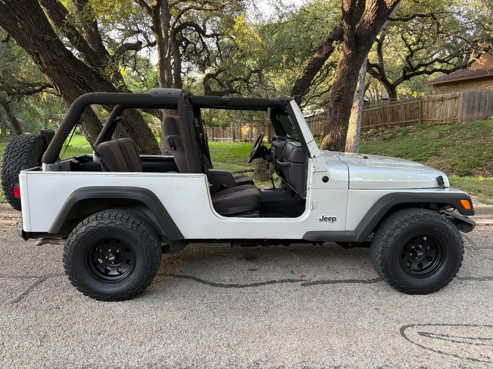 2005 Jeep TJ Wrangler - Image 17 of 31