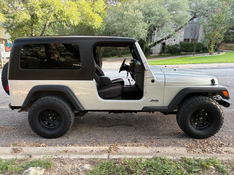 2005 Jeep TJ Wrangler - Image 16 of 31