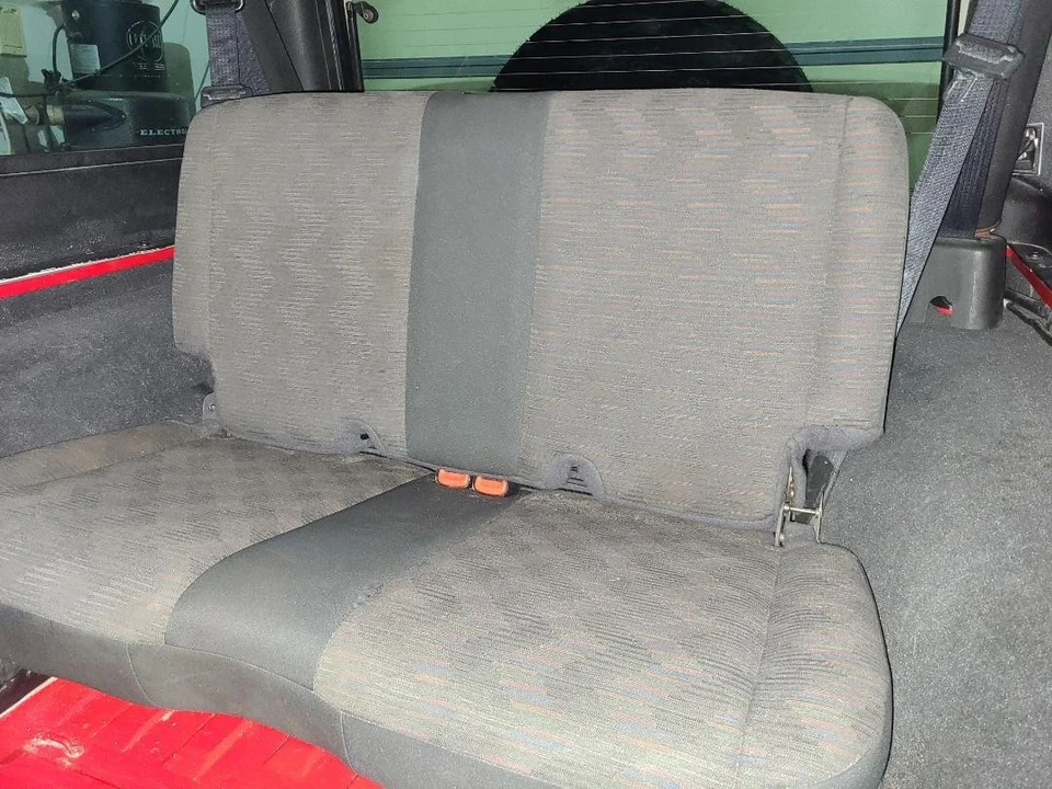 2005 Jeep TJ Wrangler - Image 20 of 22