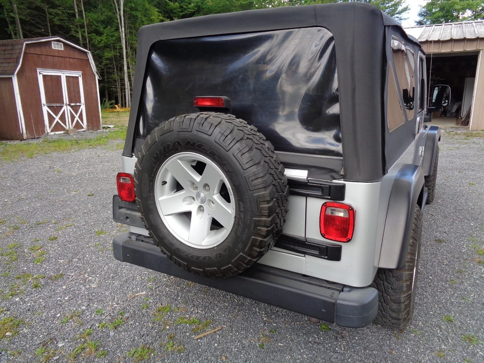 2005 Jeep TJ Wrangler - Image 8 of 31