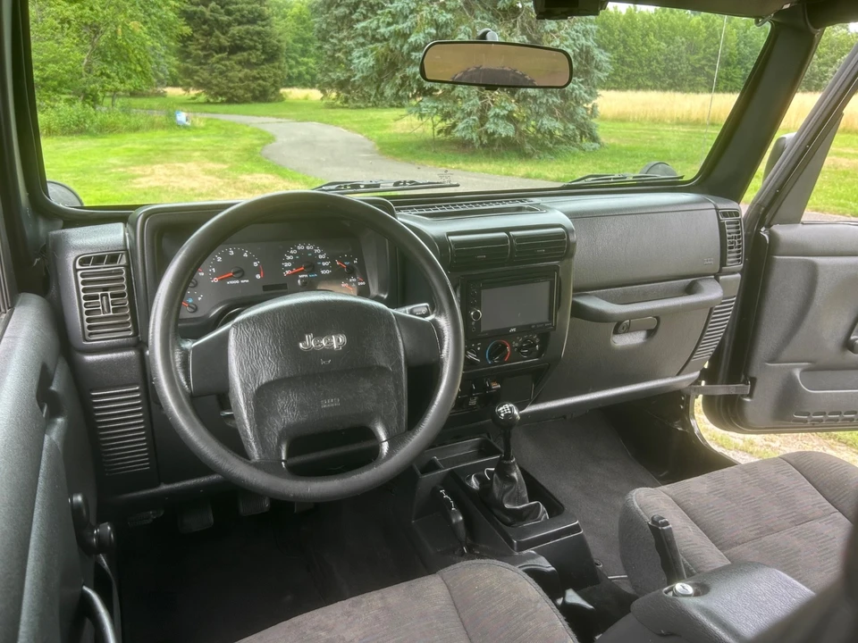 2005 Jeep TJ Wrangler - Image 15 of 30