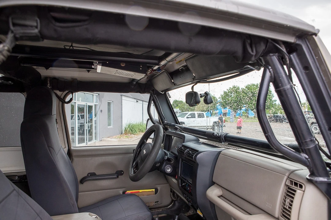 2005 Jeep TJ Wrangler - Image 22 of 31