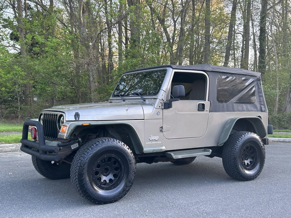 2005 Jeep TJ Wrangler - Image 2 of 31