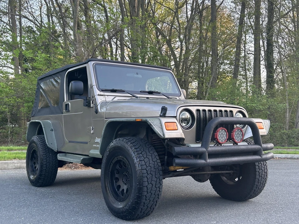 2005 Jeep TJ Wrangler - Image 12 of 31