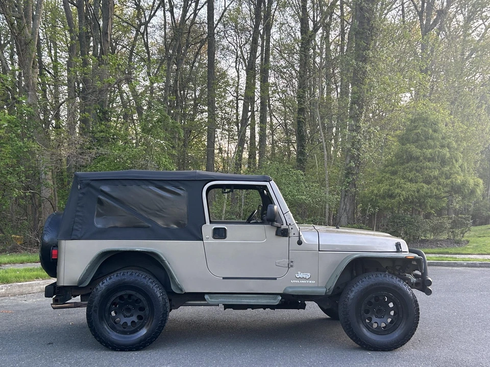 2005 Jeep TJ Wrangler - Image 23 of 31