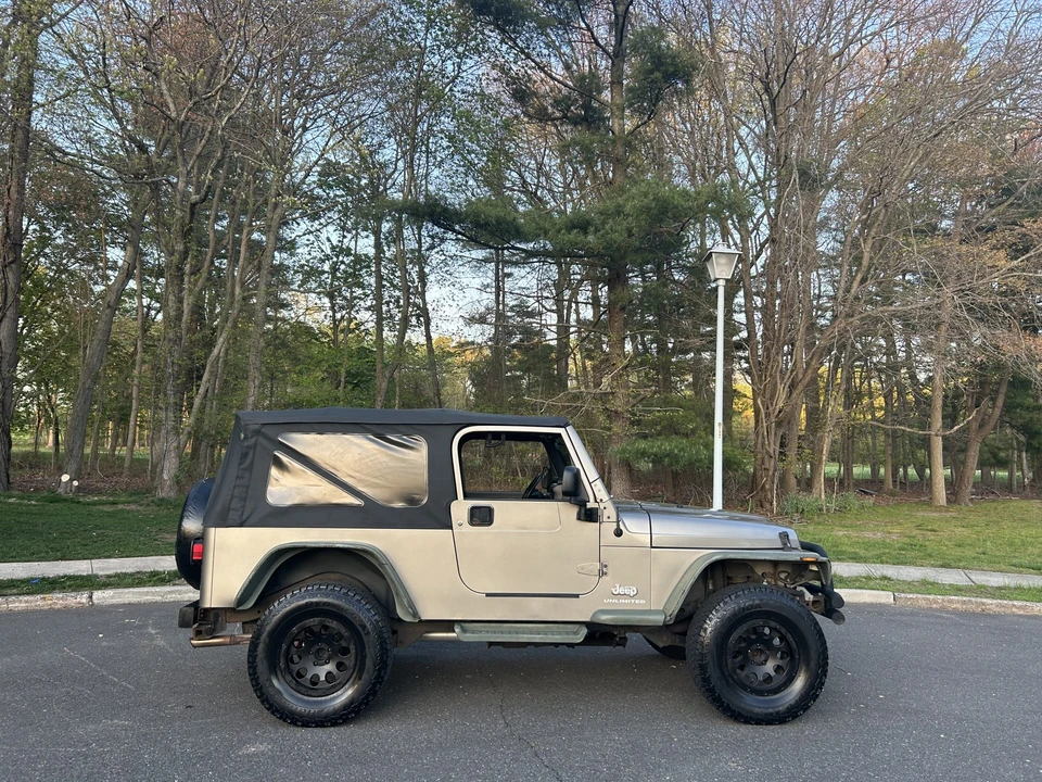 2005 Jeep TJ Wrangler - Image 21 of 31