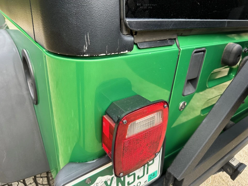 2005 Jeep TJ Wrangler - Image 21 of 31