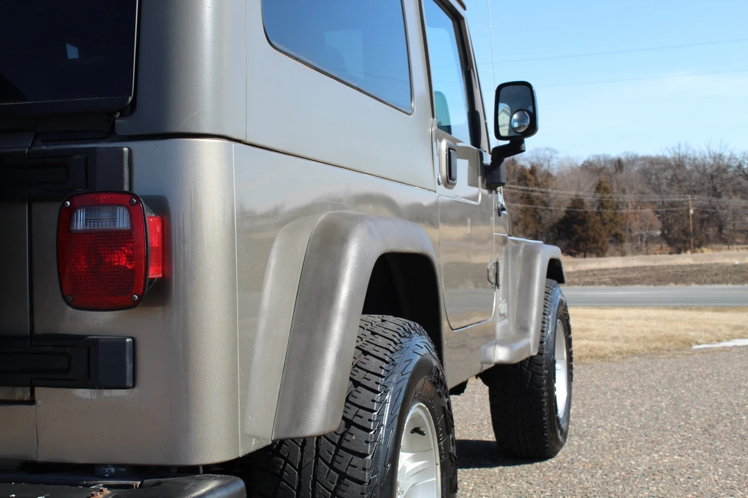 2005 Jeep TJ Wrangler - Image 18 of 31