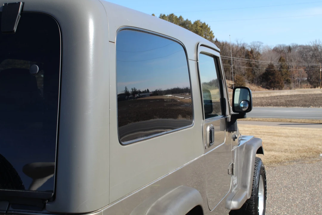 2005 Jeep TJ Wrangler - Image 19 of 31