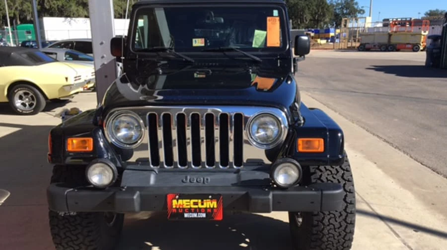 2005 Jeep TJ Wrangler - Image 2 of 3