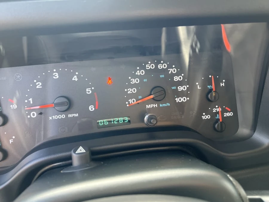 2005 Jeep TJ Wrangler - Image 5 of 8
