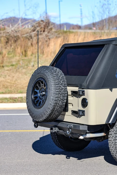 2005 Jeep TJ Wrangler - Image 27 of 31
