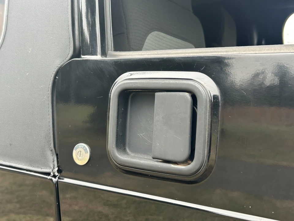 2005 Jeep TJ Wrangler - Image 25 of 31