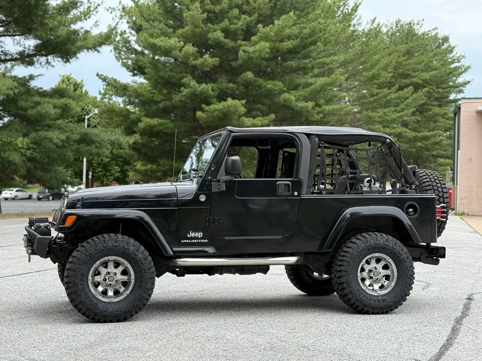 2005 Jeep TJ Wrangler - Image 14 of 31