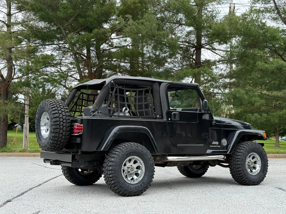 2005 Jeep TJ Wrangler - Image 27 of 31