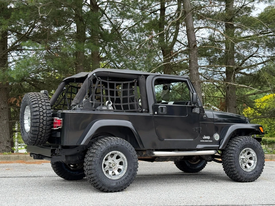 2005 Jeep TJ Wrangler - Image 28 of 31