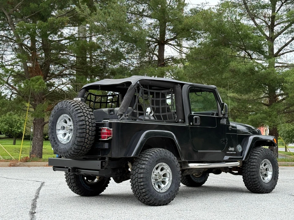 2005 Jeep TJ Wrangler - Image 25 of 31