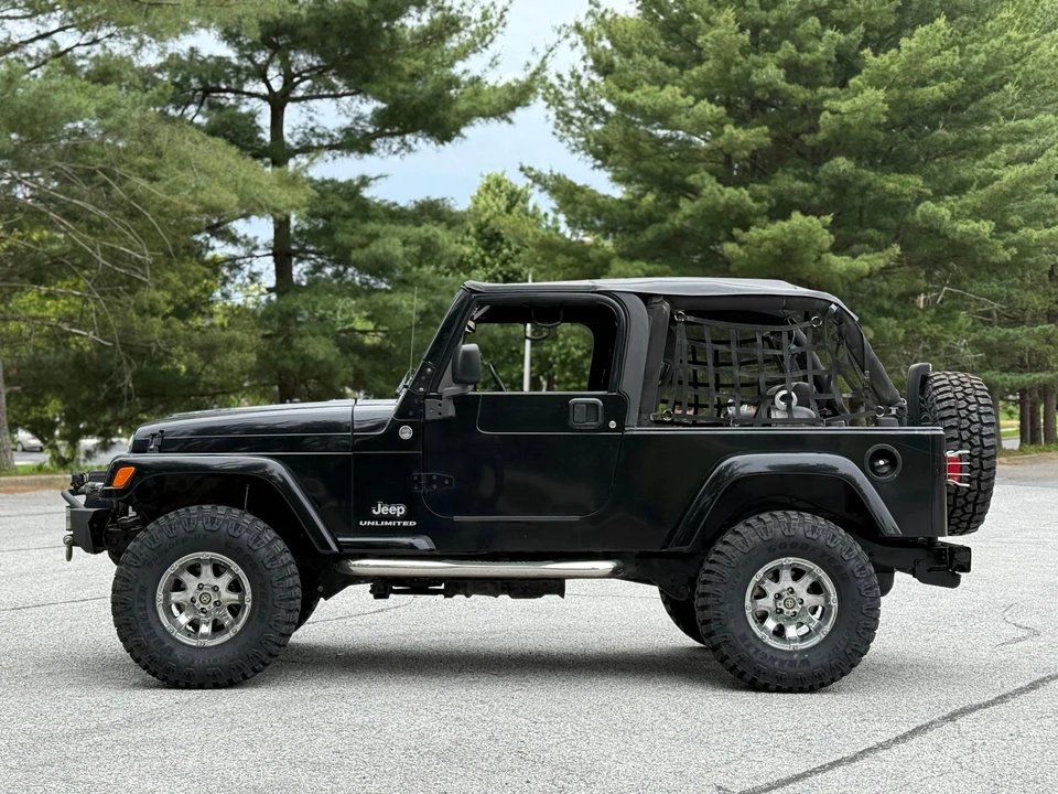 2005 Jeep TJ Wrangler - Image 16 of 31