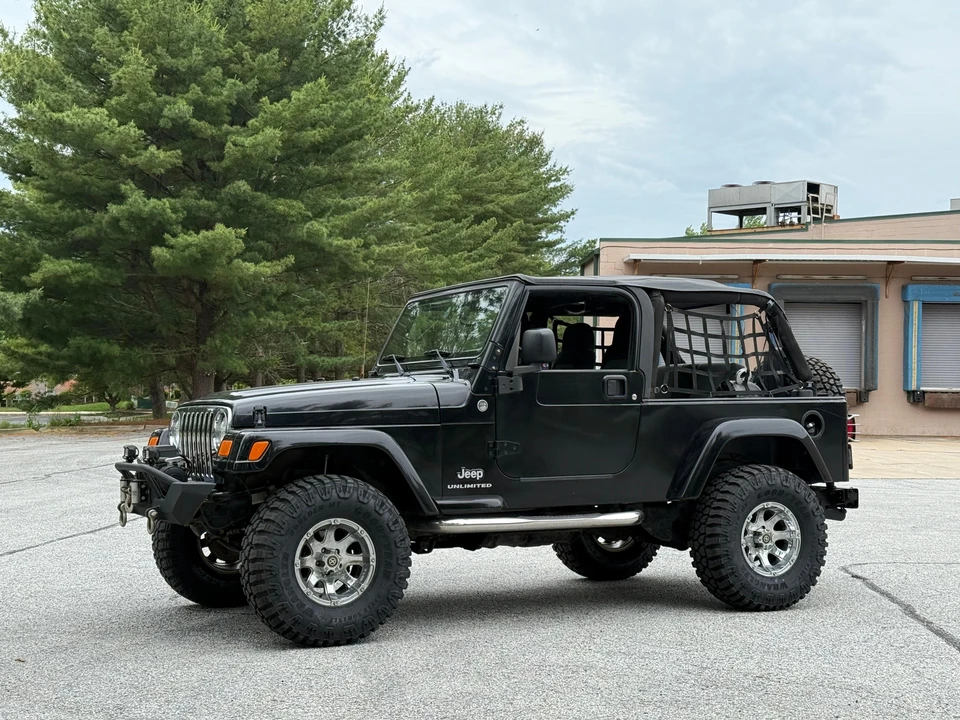 2005 Jeep TJ Wrangler - Image 12 of 31