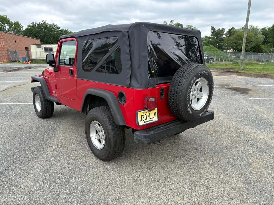 2005 Jeep TJ Wrangler - Image 7 of 31
