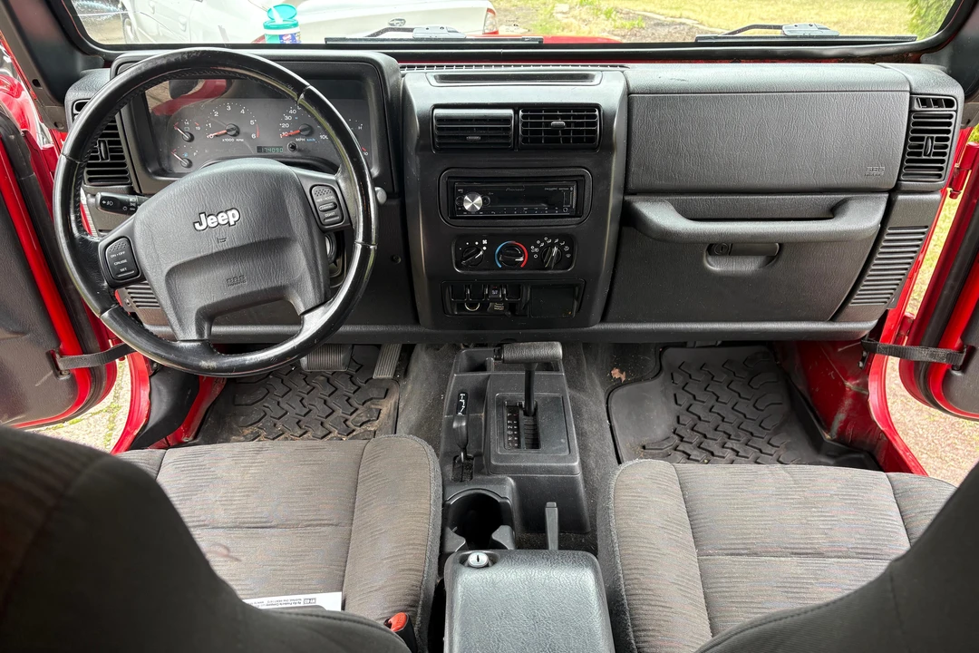 2005 Jeep TJ Wrangler - Image 19 of 31