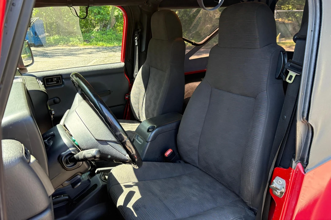 2005 Jeep TJ Wrangler - Image 20 of 31