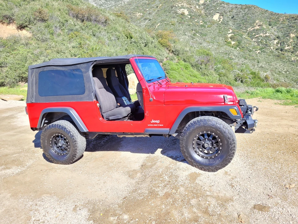 2005 Jeep TJ Wrangler - Image 26 of 31