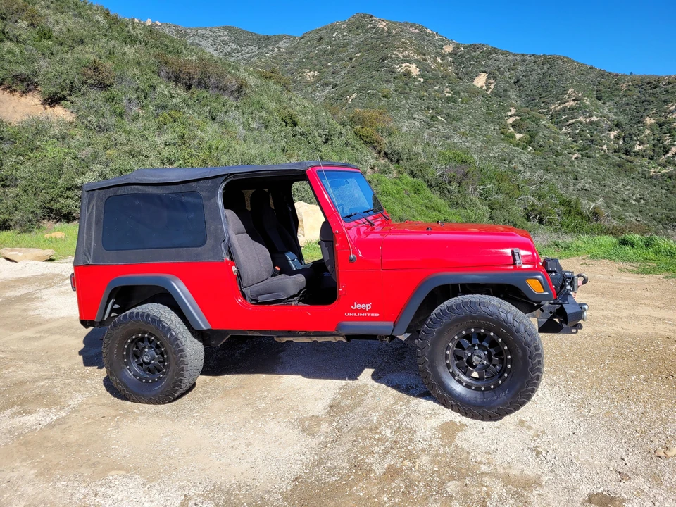 2005 Jeep TJ Wrangler - Image 24 of 31