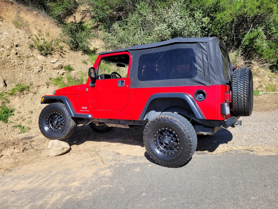 2005 Jeep TJ Wrangler - Image 12 of 31