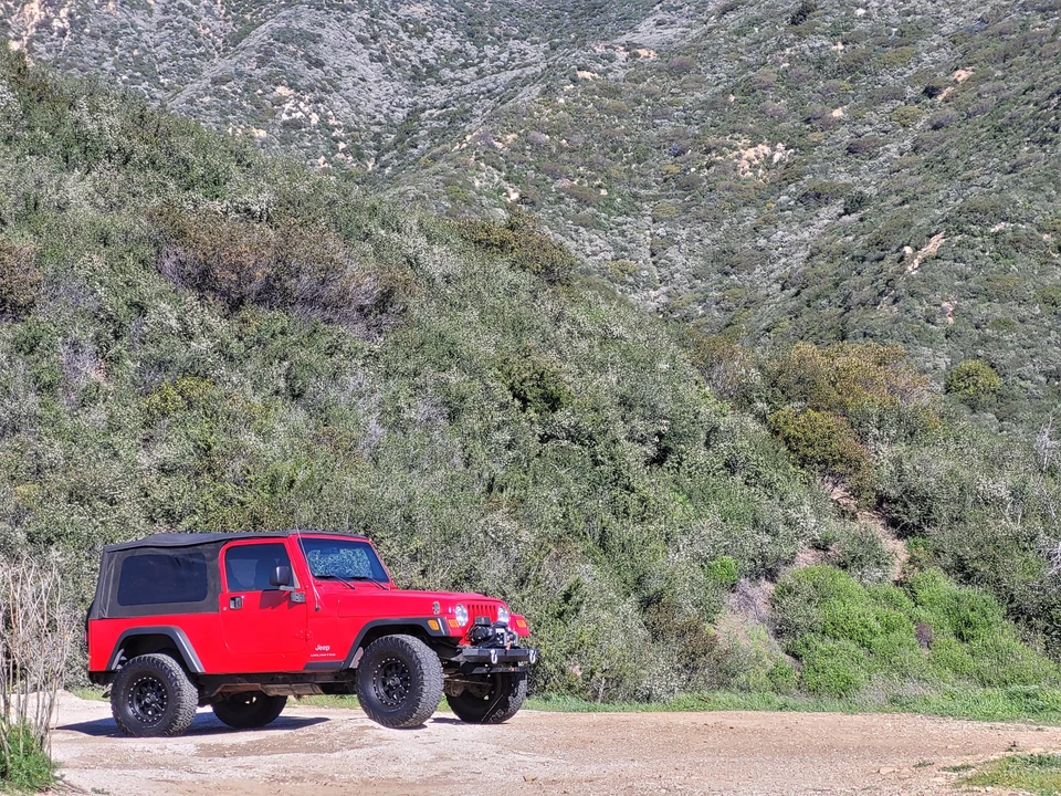 2005 Jeep TJ Wrangler - Image 21 of 31