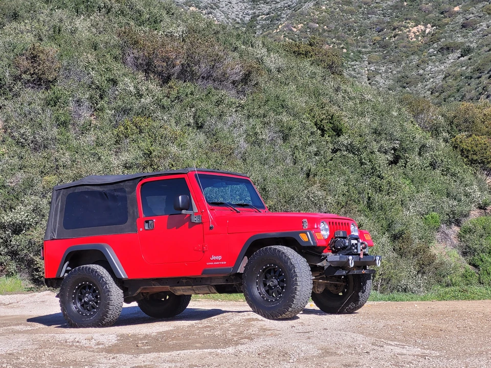 2005 Jeep TJ Wrangler - Image 23 of 31