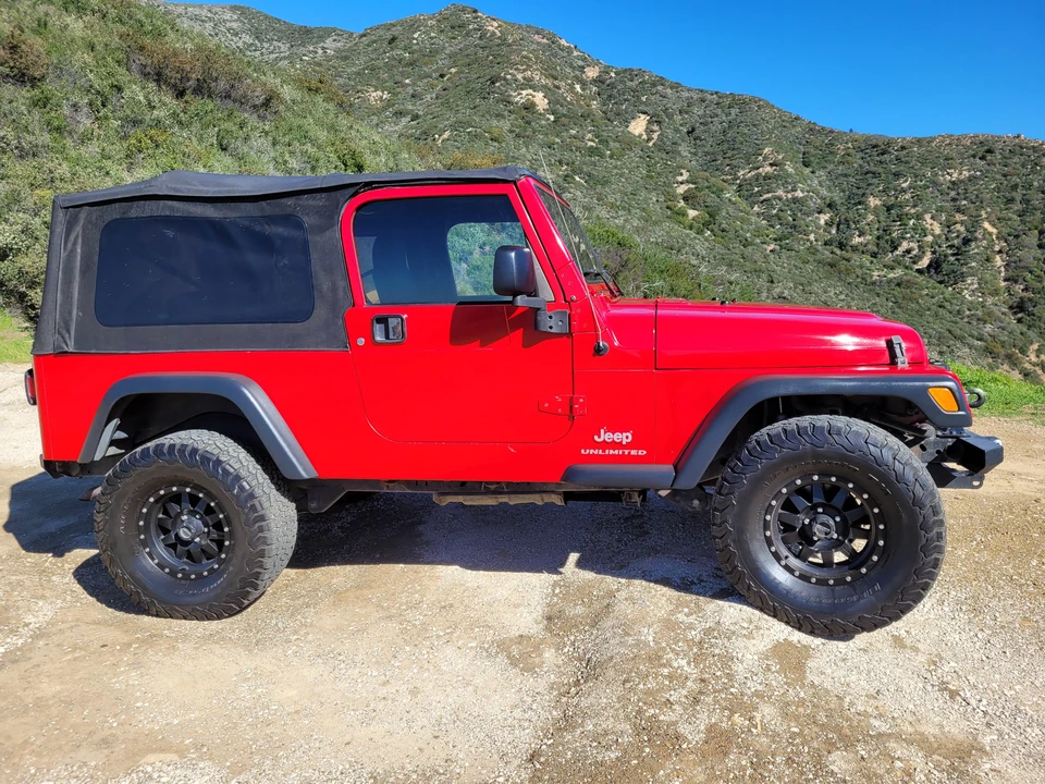 2005 Jeep TJ Wrangler - Image 20 of 31