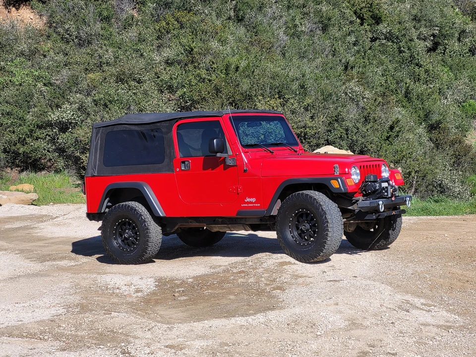 2005 Jeep TJ Wrangler - Image 25 of 31