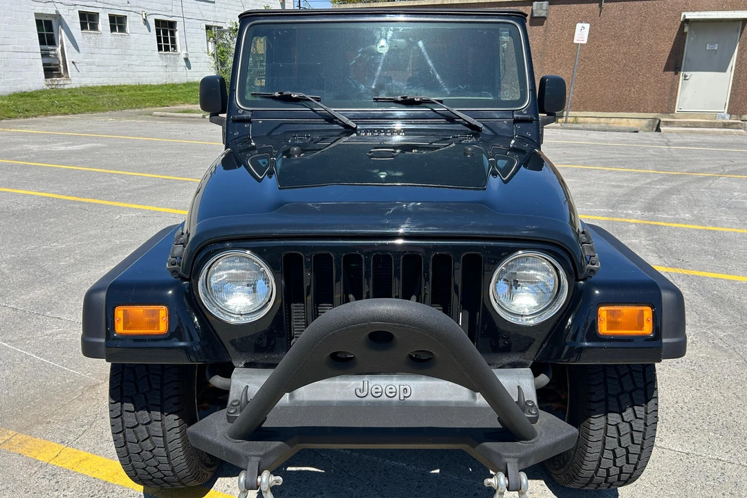 2005 Jeep TJ Wrangler - Image 2 of 31