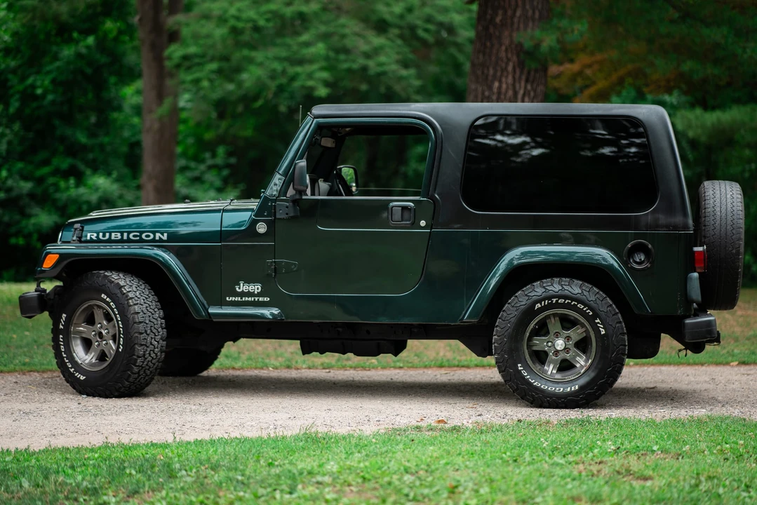 2005 Jeep TJ Wrangler - Image 29 of 31
