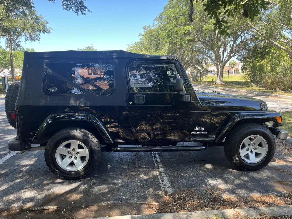 2005 Jeep TJ Wrangler - Image 17 of 31